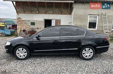 Седан Volkswagen Passat 2005 в Золочеве