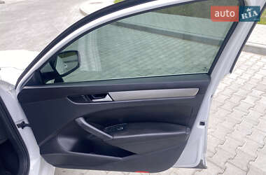 Седан Volkswagen Passat 2013 в 