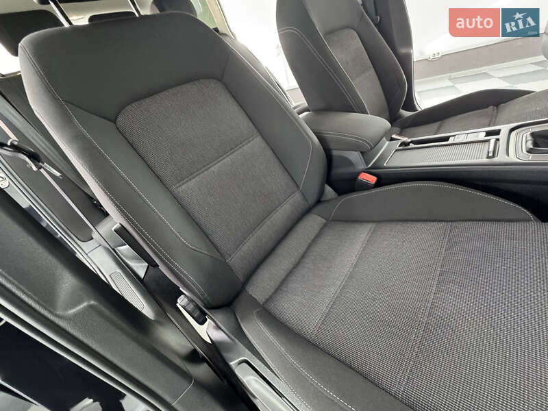 Універсал Volkswagen Passat 2015 в Трускавці