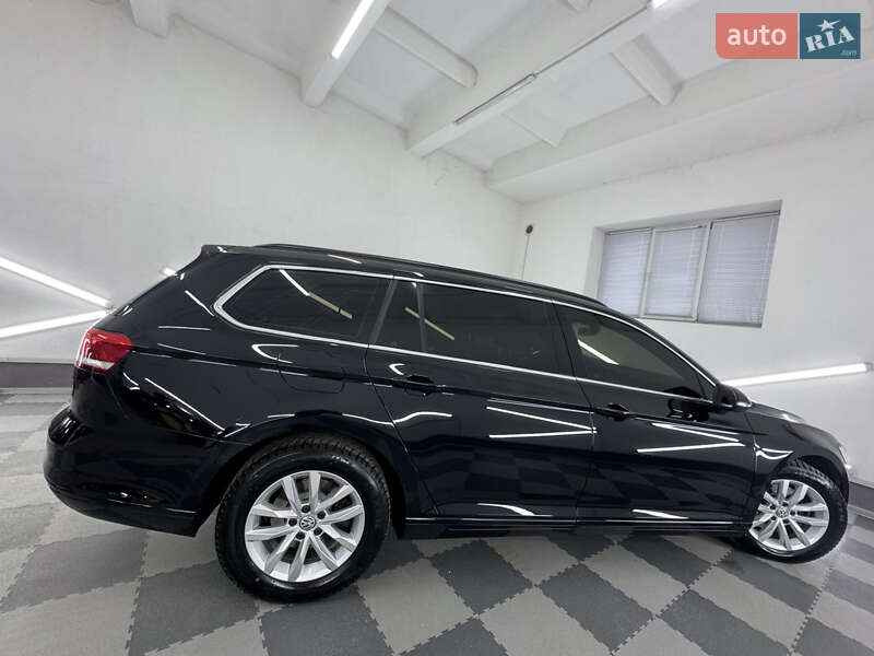 Універсал Volkswagen Passat 2015 в Трускавці