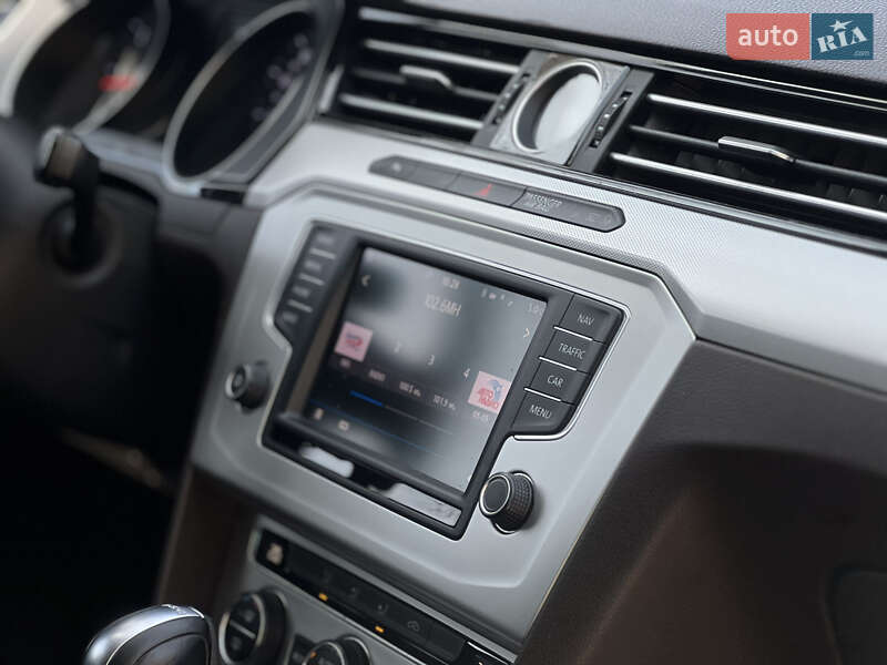 Универсал Volkswagen Passat 2016 в Кропивницком