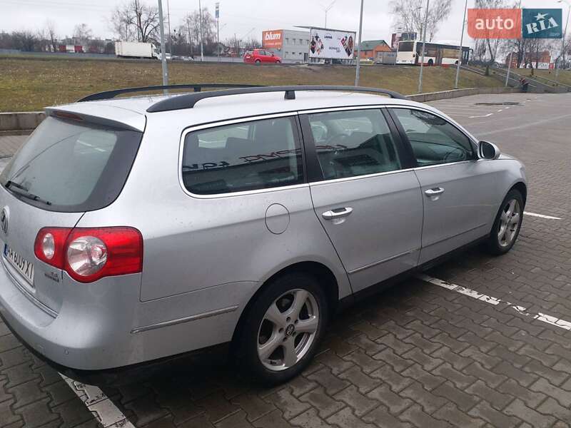 Універсал Volkswagen Passat 2010 в Києві