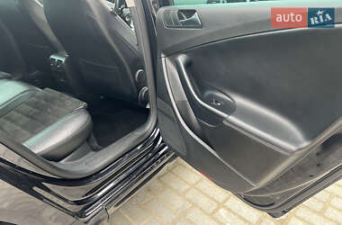Універсал Volkswagen Passat 2010 в 