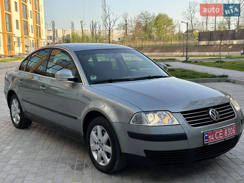 Седан Volkswagen Passat 2004 в Вінниці