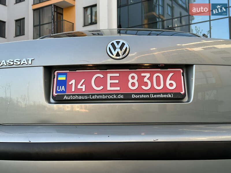 Седан Volkswagen Passat 2004 в Вінниці