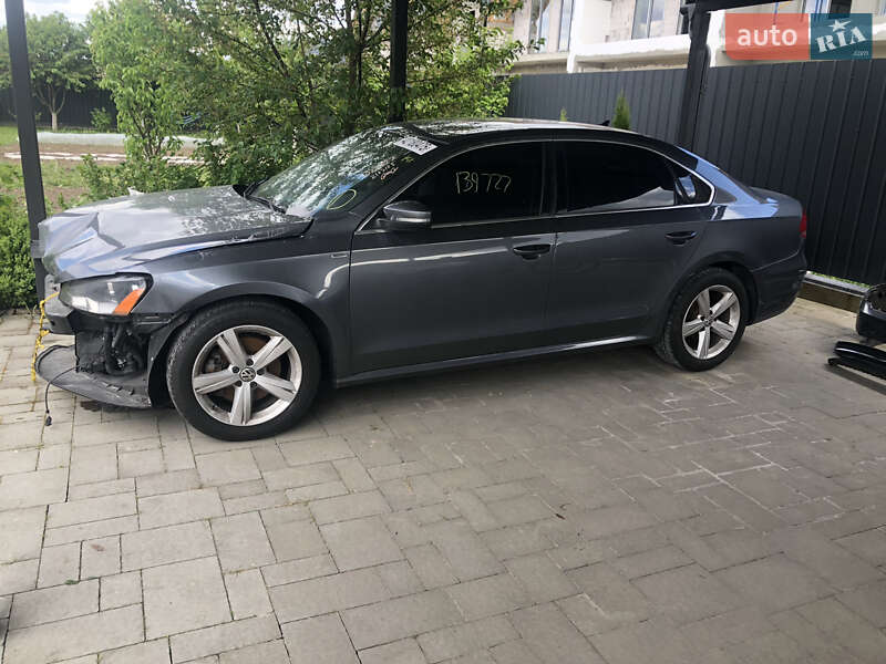 Седан Volkswagen Passat 2013 в 