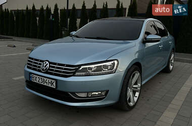 Седан Volkswagen Passat 2012 в Кам'янець-Подільському