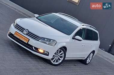 Універсал Volkswagen Passat 2012 в 