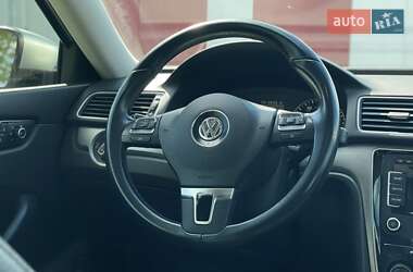 Седан Volkswagen Passat 2014 в 