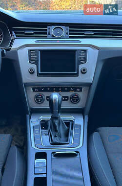 Универсал Volkswagen Passat 2015 в Харькове