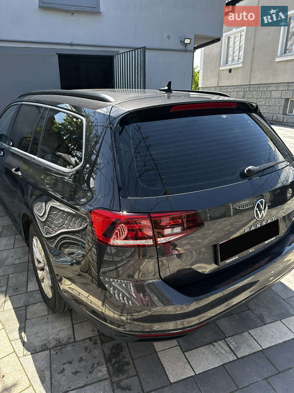 Универсал Volkswagen Passat 2021 в Львове