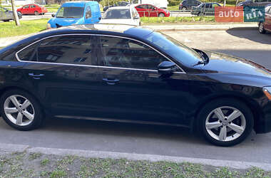Седан Volkswagen Passat 2012 в 
