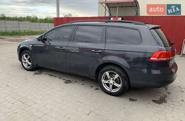 Універсал Volkswagen Passat 2011 в 