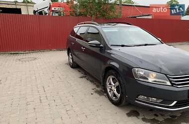 Універсал Volkswagen Passat 2011 в 
