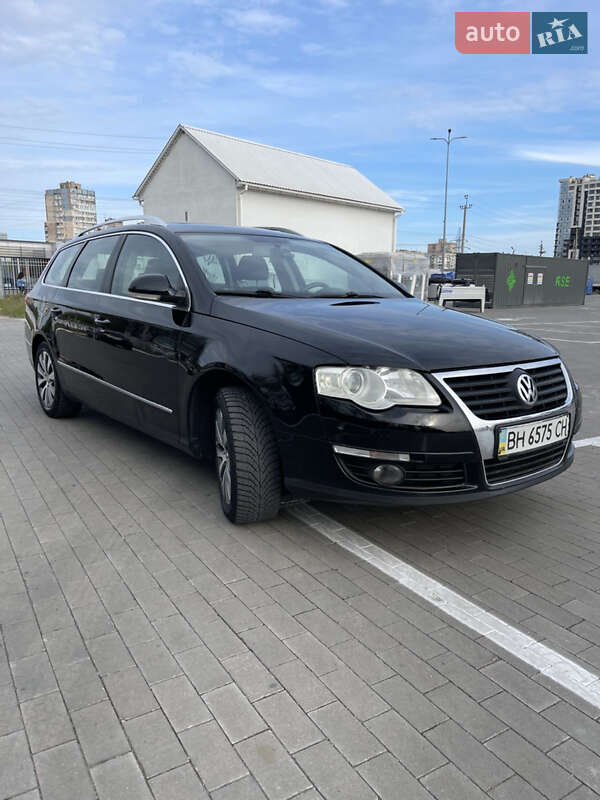 Універсал Volkswagen Passat 2008 в Одесі