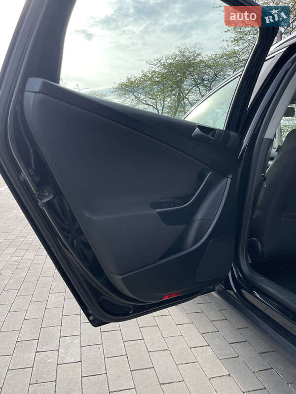 Універсал Volkswagen Passat 2008 в Одесі