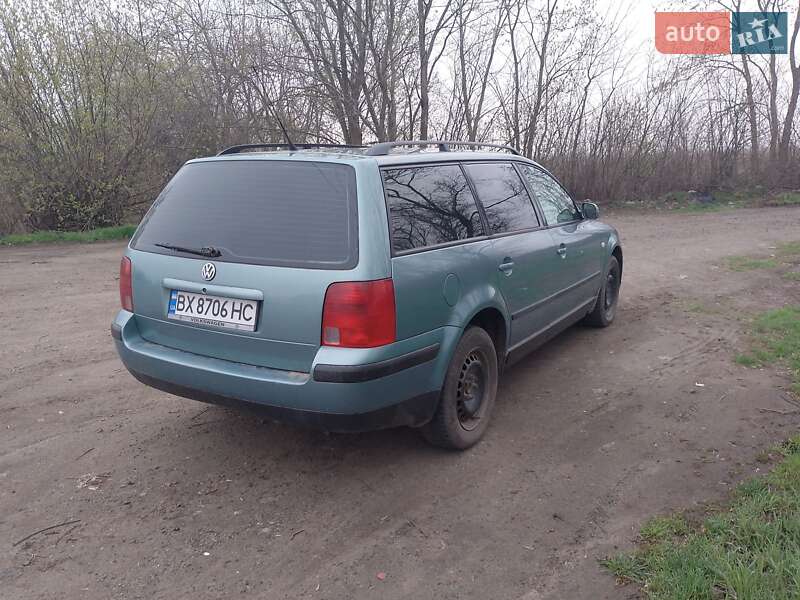 Універсал Volkswagen Passat 1998 в Новому Бузі