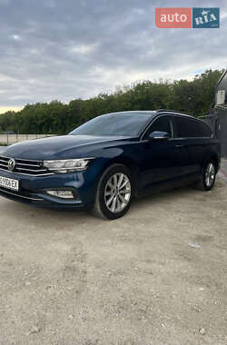 Универсал Volkswagen Passat 2019 в 