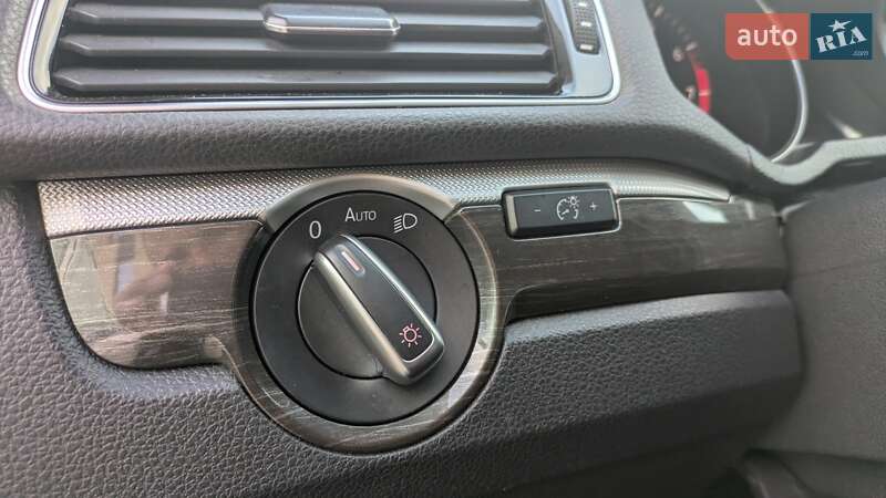Седан Volkswagen Passat 2016 в Луцке