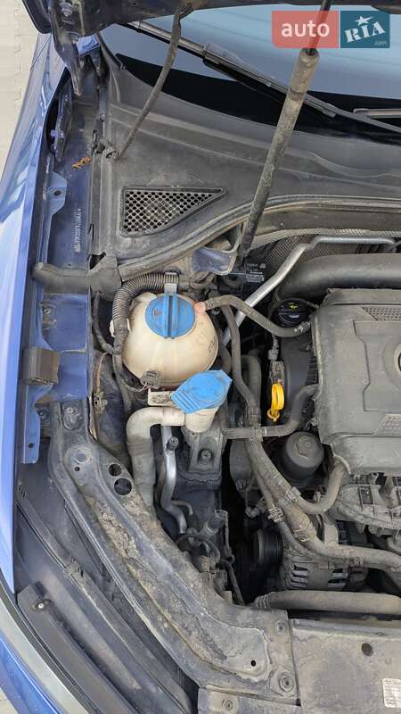 Седан Volkswagen Passat 2016 в Луцке