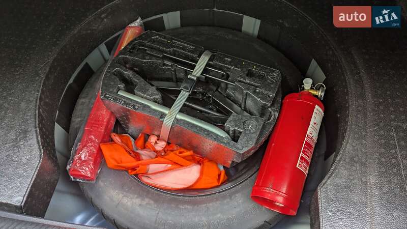 Седан Volkswagen Passat 2016 в Луцке