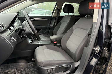 Універсал Volkswagen Passat 2012 в 