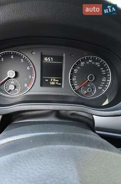 Седан Volkswagen Passat 2015 в 