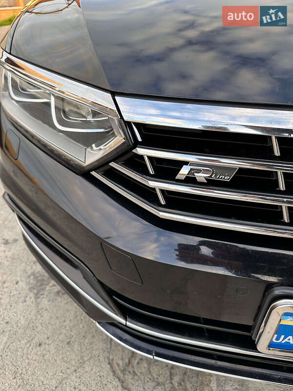 Седан Volkswagen Passat 2018 в Нижней Апше