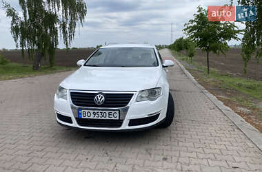 Універсал Volkswagen Passat 2009 в Вінниці