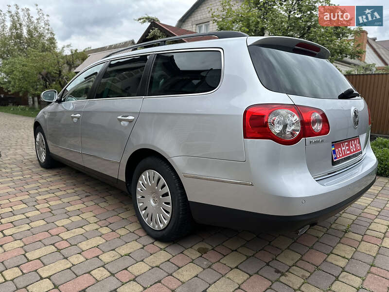 Універсал Volkswagen Passat 2010 в Вінниці