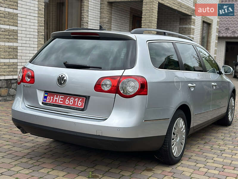 Універсал Volkswagen Passat 2010 в Вінниці