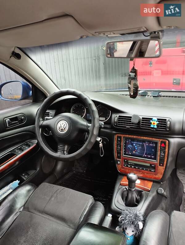 Универсал Volkswagen Passat 2002 в Житомире