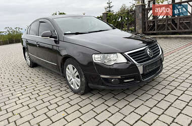 Седан Volkswagen Passat 2006 в Надвірній