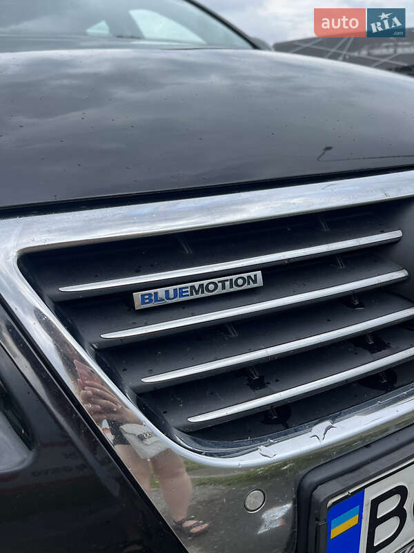 Універсал Volkswagen Passat 2010 в Львові