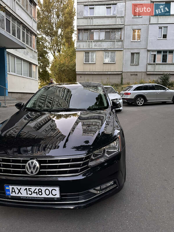 Седан Volkswagen Passat 2016 в Харкові