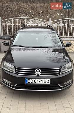 Универсал Volkswagen Passat 2012 в Тернополе