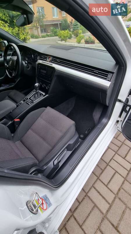 Універсал Volkswagen Passat 2018 в Миколаєві