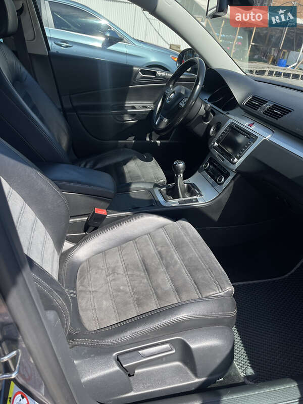 Универсал Volkswagen Passat 2010 в Кременчуге