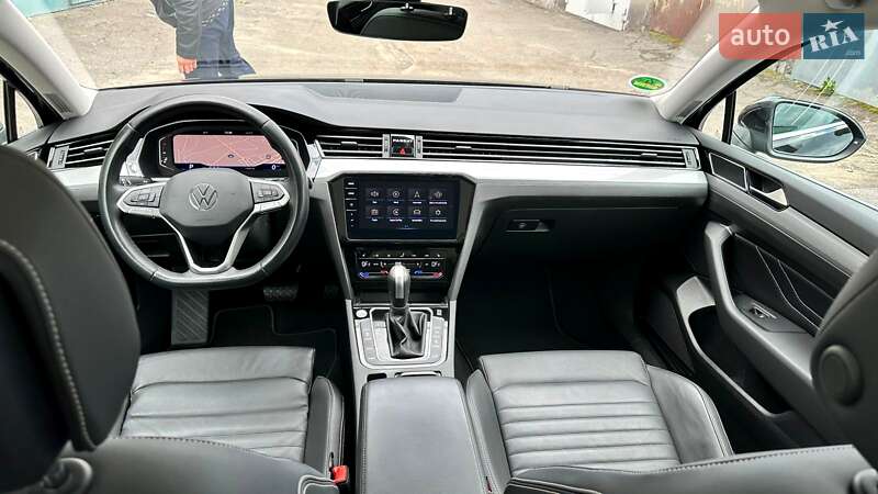 Універсал Volkswagen Passat 2021 в Дніпрі