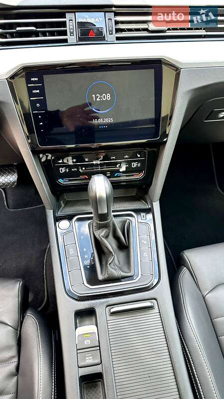 Універсал Volkswagen Passat 2021 в Дніпрі