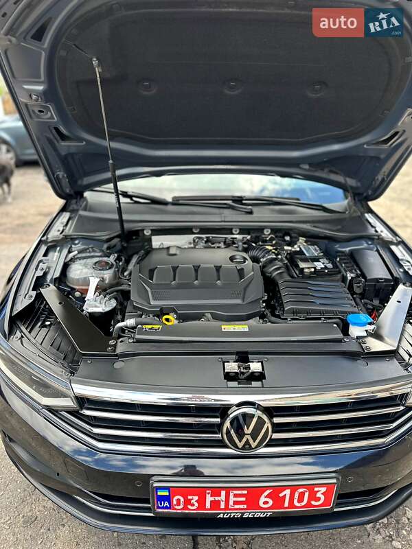 Універсал Volkswagen Passat 2021 в Дніпрі