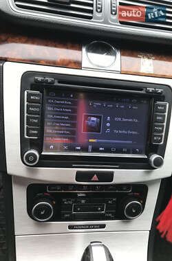 Седан Volkswagen Passat 2011 в 