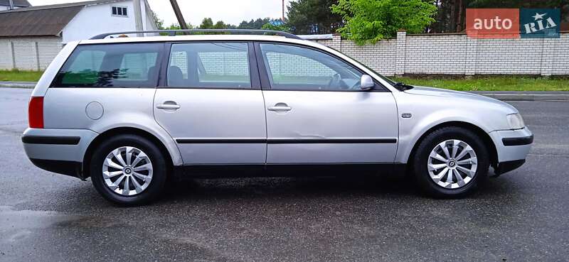 Универсал Volkswagen Passat 2000 в Славуте