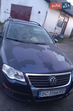 Універсал Volkswagen Passat 2010 в Стрию