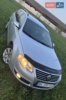 Универсал Volkswagen Passat 2006 в Жмеринке