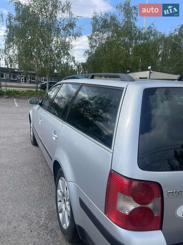 Универсал Volkswagen Passat 2004 в Запорожье