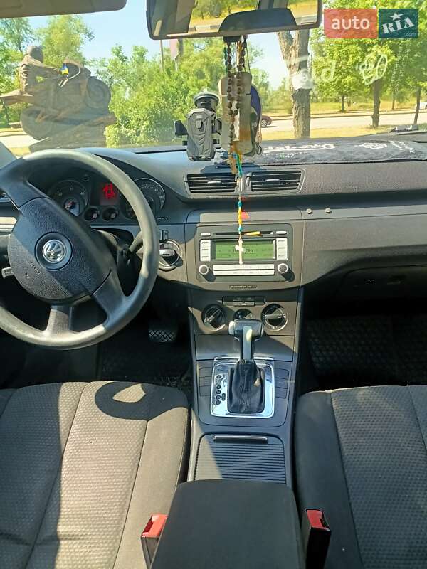 Универсал Volkswagen Passat 2005 в Запорожье