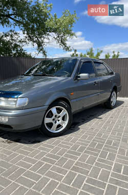 Седан Volkswagen Passat 1994 в Прилуках