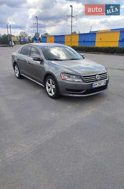 Седан Volkswagen Passat 2013 в Житомирі