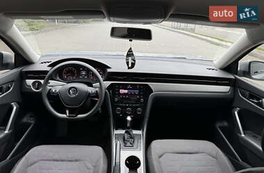 Седан Volkswagen Passat 2020 в 